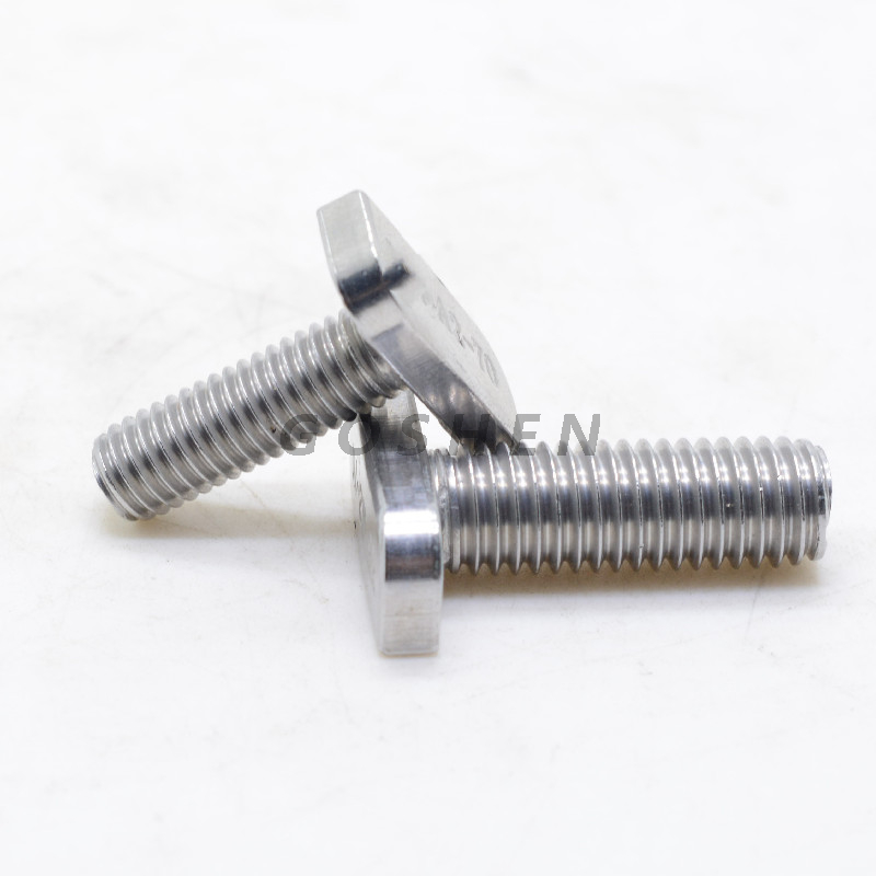 What Size Lag Bolts for Small Tree House?